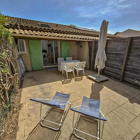 Le Mazet A La Wifi Clim Parking Дом отдыха