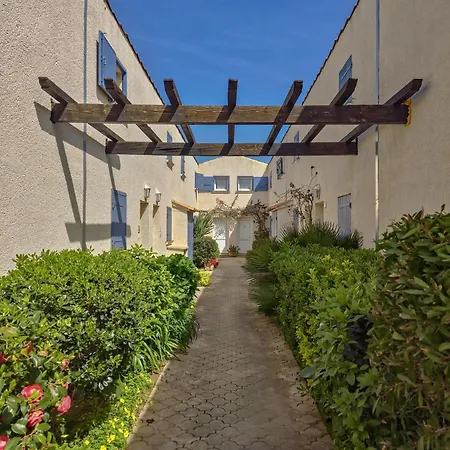 Дом отдыха Le Mazet A La Wifi Clim Parking